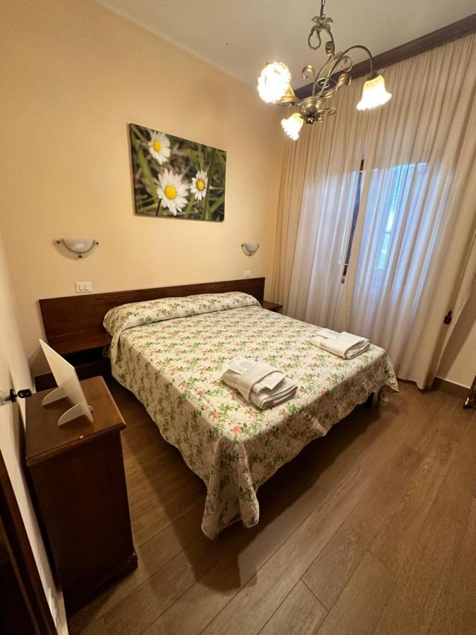 קסטלוצ'יו Villa Tardioli מראה חיצוני תמונה