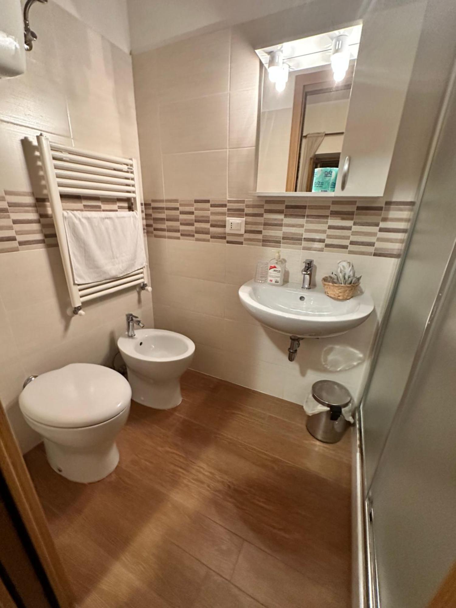 קסטלוצ'יו Villa Tardioli מראה חיצוני תמונה