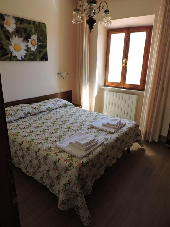 קסטלוצ'יו Villa Tardioli מראה חיצוני תמונה